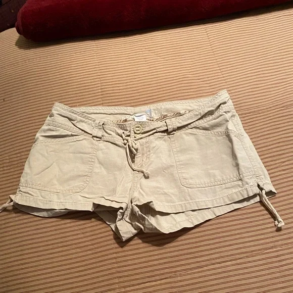 Aeropostale khaki shorts clearance